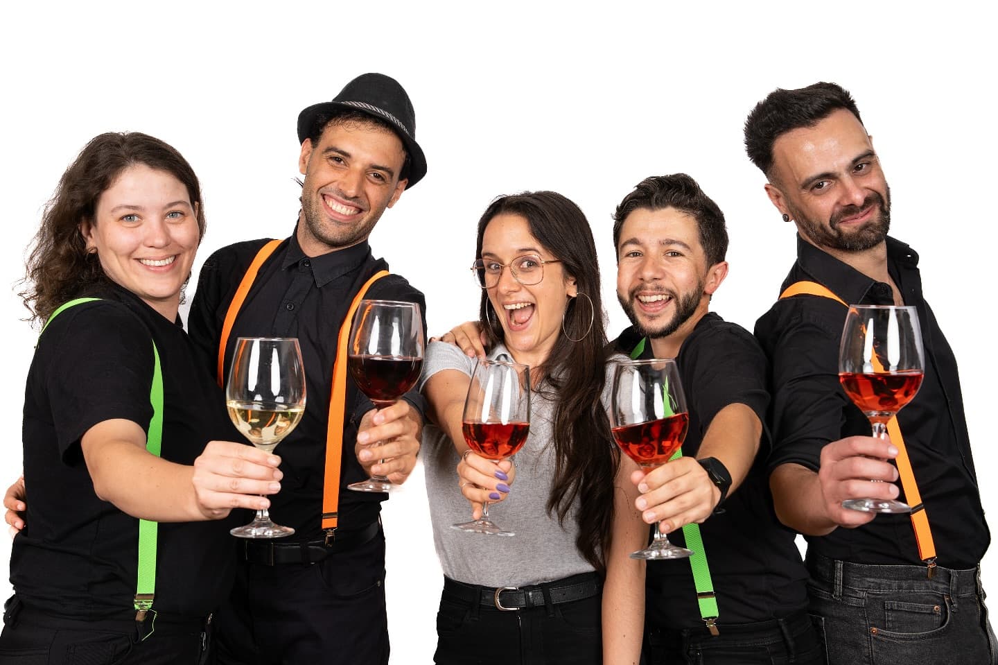 Vino, improvisación y turismo inteligente: un maridaje perfecto que gana terreno en Uruguay 🍷🎭